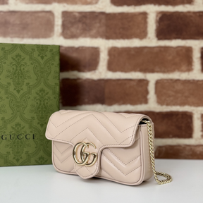 Bolsa Gucci GG Marmont Couro Rosa Claro Super Mini/Média/Grande