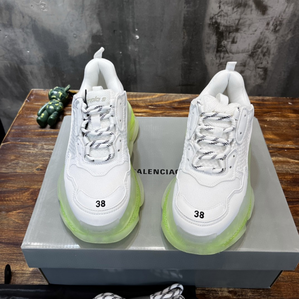 Balenciaga Triple S Branco c/ Verde