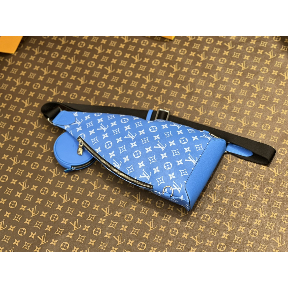 Bolsa Duo Louis Vuitton LV Slingbag Monogram Shadow Azul  20x42x6cm