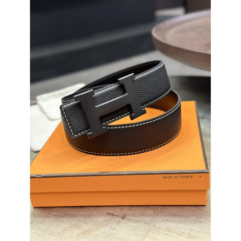 Cinto Hermès Constance e Correia em Couro 3.8cm Preto Ferragem Preta