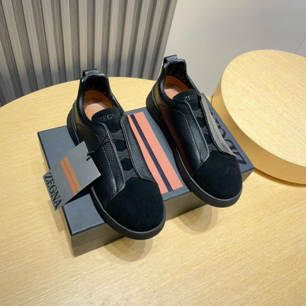Zegna Triple Stitch em Camurça Preto