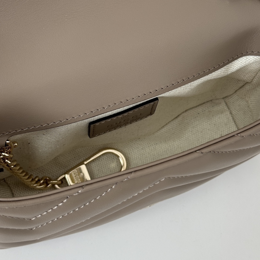Bolsa Gucci GG Marmont Couro Taupe Super Mini/Média/Grande