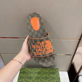 Gucci Chinelo North T Face