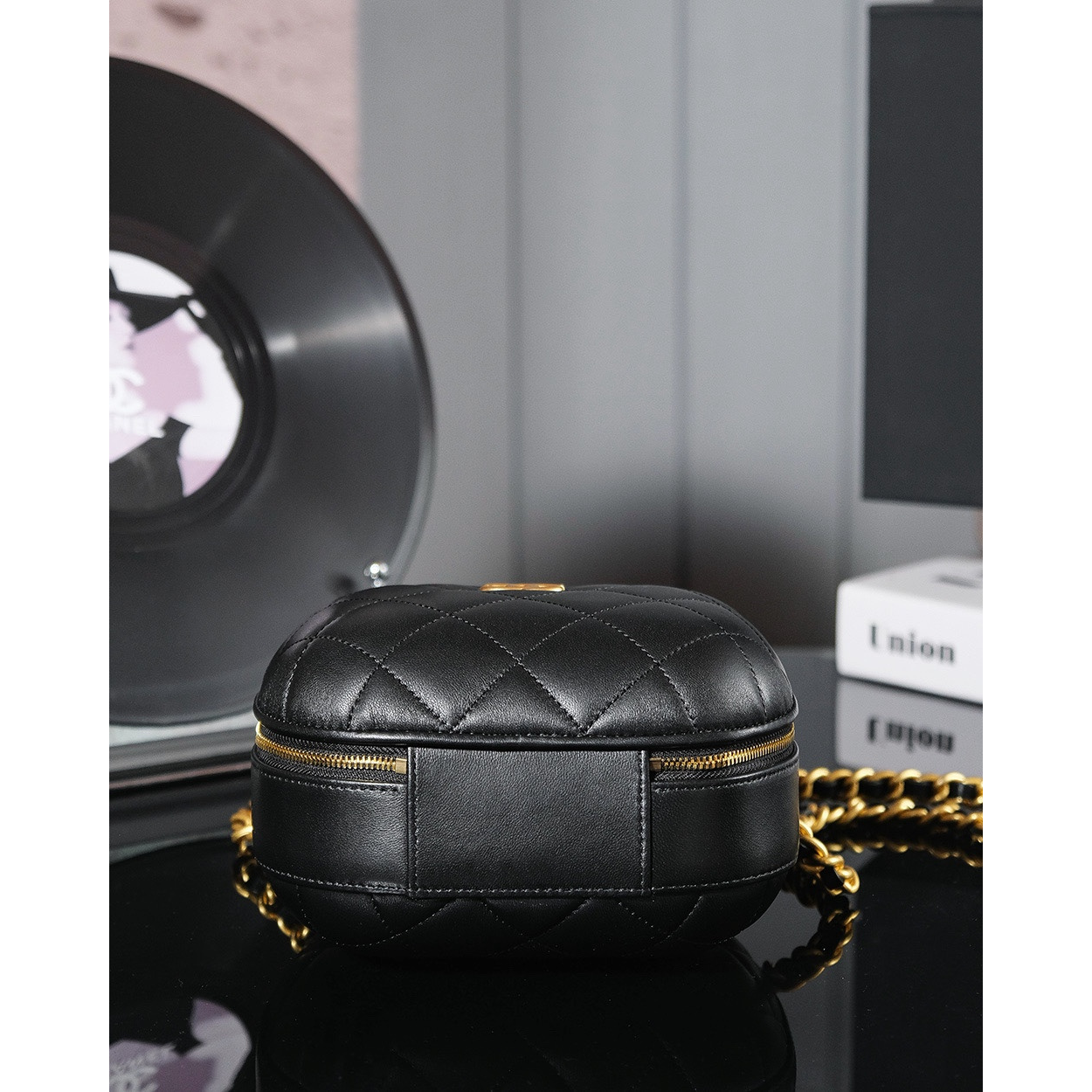 Bolsa Chanel Preta 13.5x16.5x10.5CM