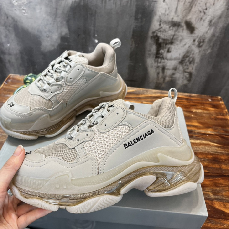 Balenciaga Triple S Bege