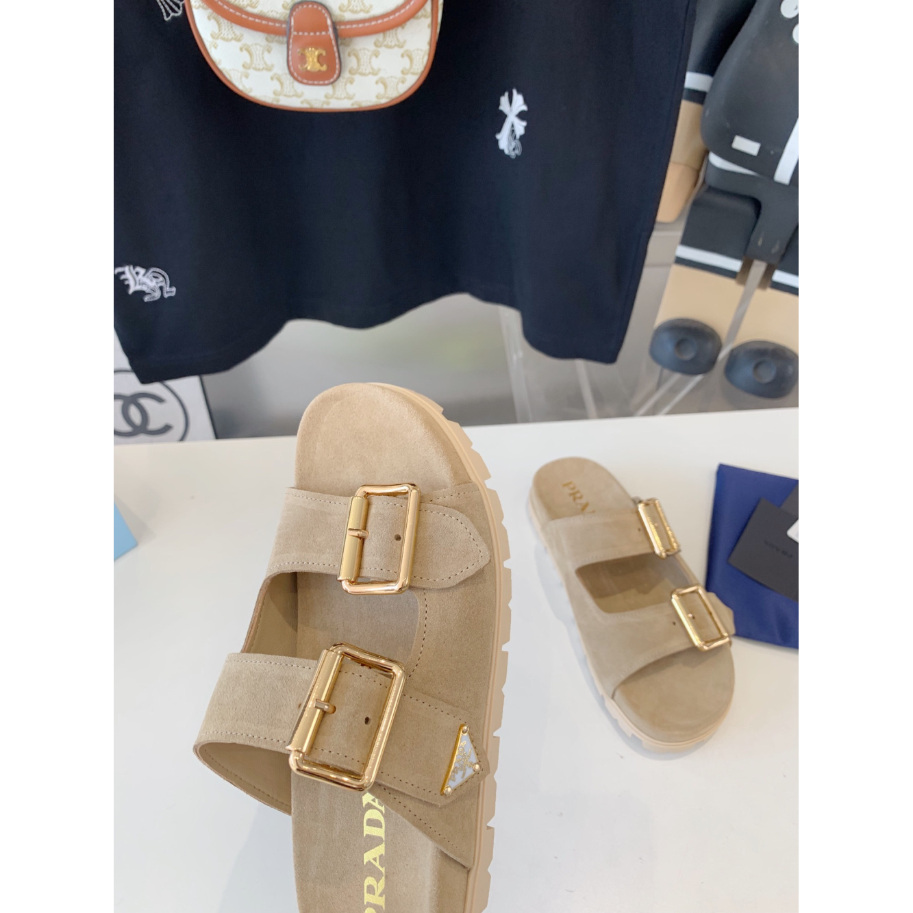 Sandália Prada Slide com tira em Camurça Bege