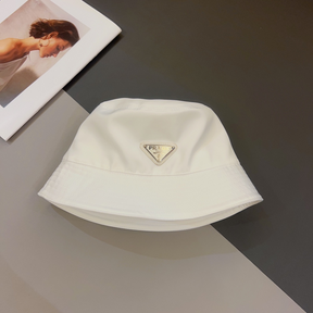 Bucket Prada Re-Nylon Branca