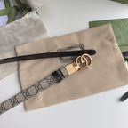Cinto Gucci de Canvas GG Marmont Dupla Face Preto Ferragem Dourada 2.0cm