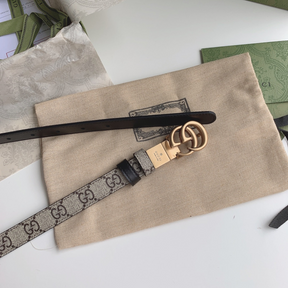 Cinto Gucci de Canvas GG Marmont Dupla Face Preto Ferragem Dourada 2.0cm