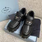 Prada Sapato Preto Tratorado