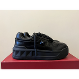 Tênis Valentino Garavani One Stud Couro Preto