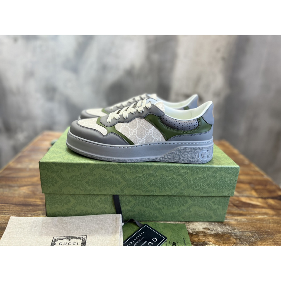 Tênis Gucci GG Supreme Cinza/Verde