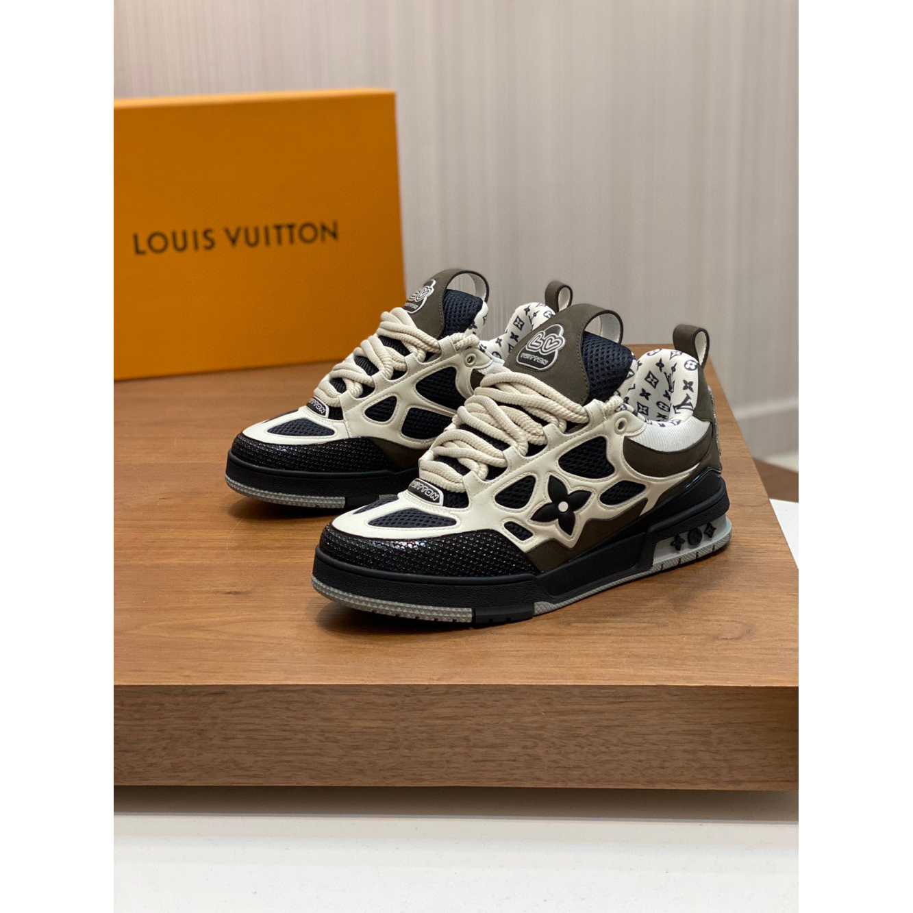 Louis Vuitton Skate 1854 Preto