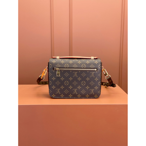 Bolsa Louis Vuitton Pochette Métis LV 25x19x7 cm (Monogram, Monogram Reverse)