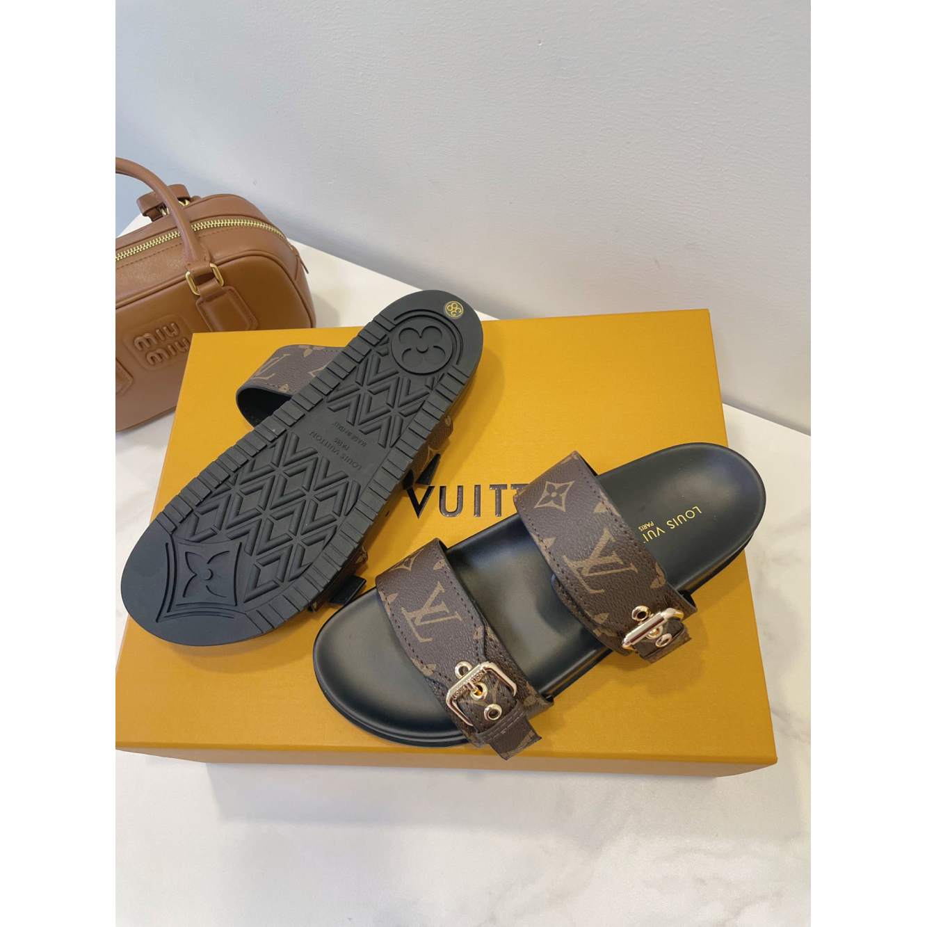 Sandália Louis Vuitton Mule Bom dia Monogram Marrom
