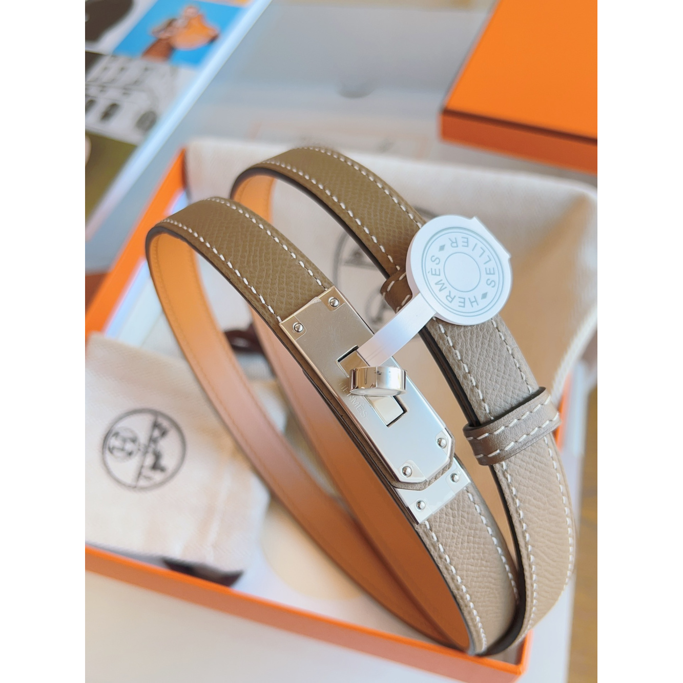 Cinto Hermès Kelly em Couro Marrom com Fivela Kelly Prata 1.8cm