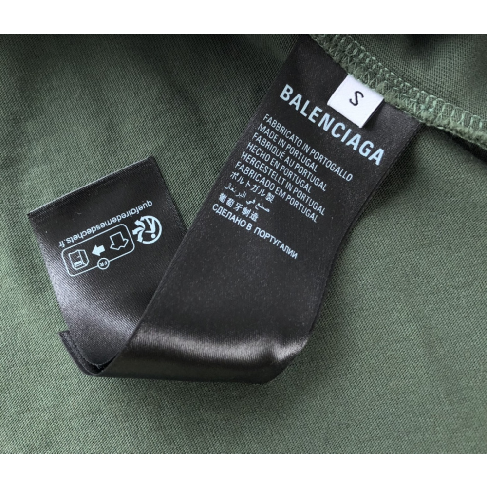 Camiseta de Algodão Balenciaga Oversize "Tape" Verde