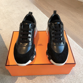 Tênis Hermès Bouncing Preto/Branco Logo Preta
