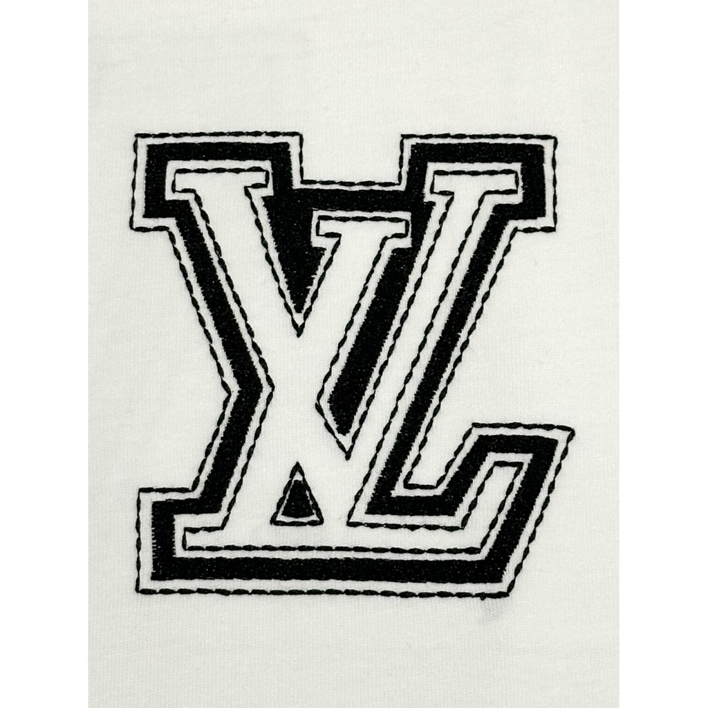 Camiseta de Algodão Louis Vuitton Logo LV Bordado Branca