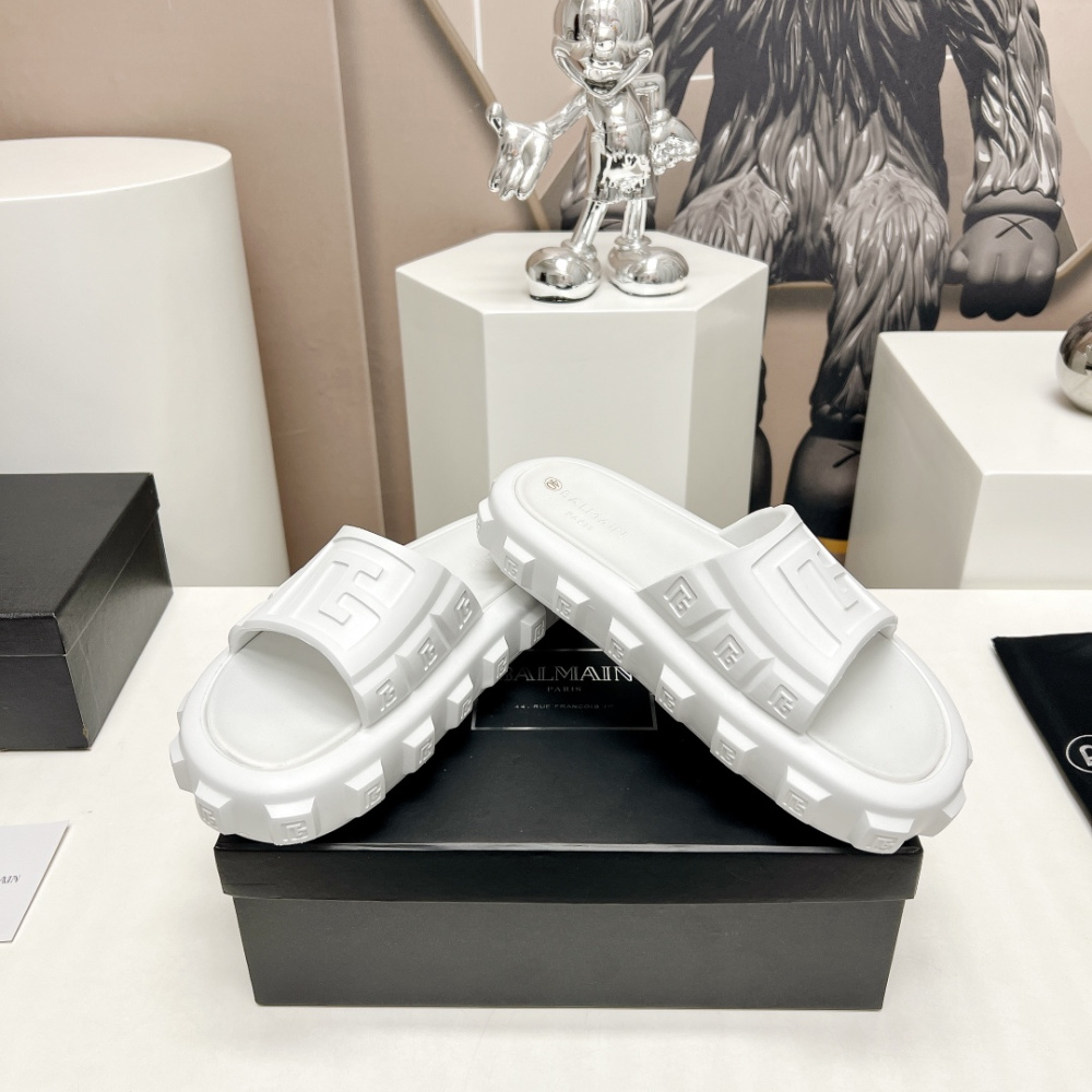 Slide Balmain Chinelo com Monogram em Relevo Branco