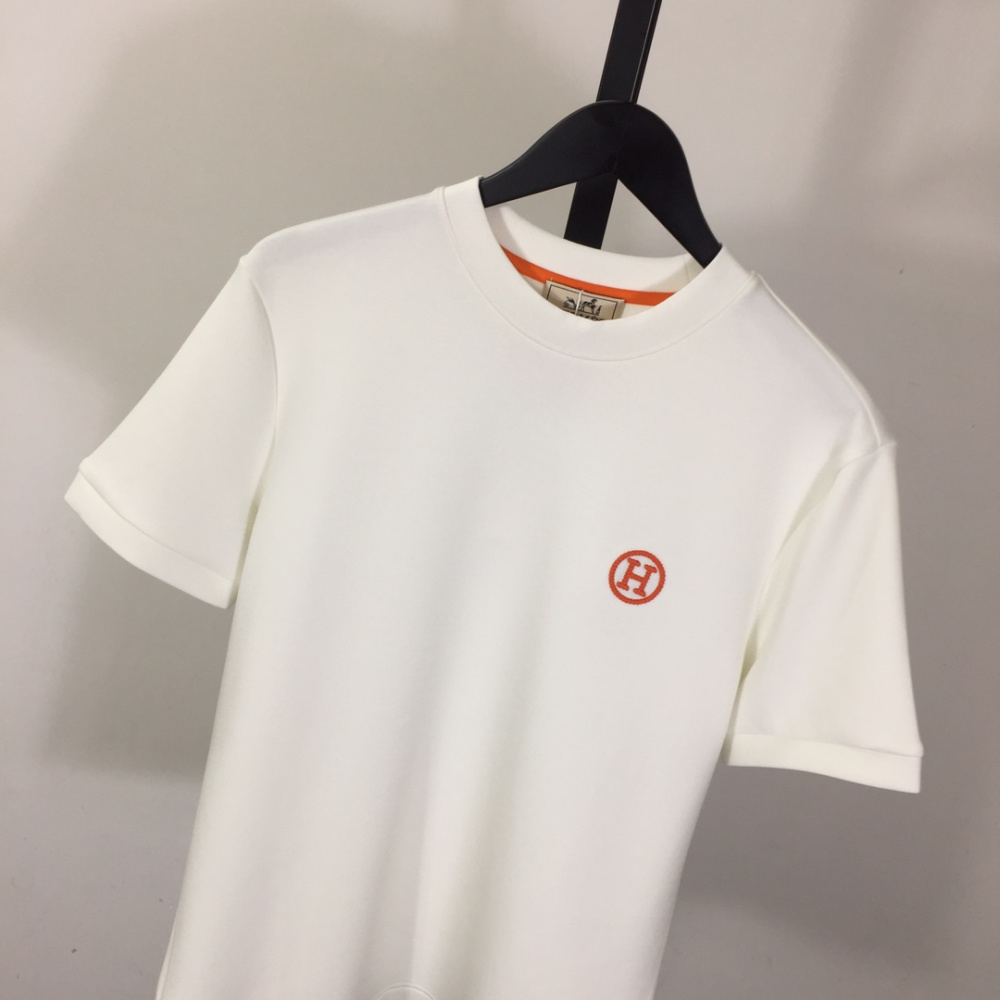 Camiseta Hermès com bordado H Branca