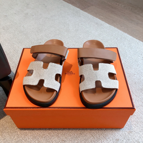 Sandália Hermès Chypre em Canvas Natural