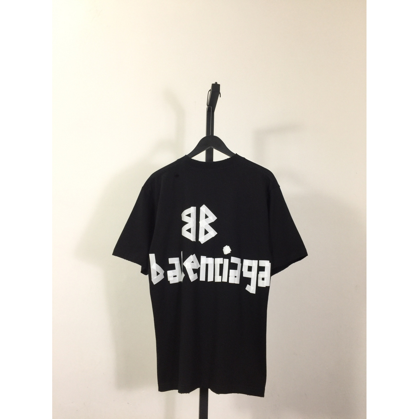 Camiseta de Algodão Balenciaga Oversize "Tape" Preta