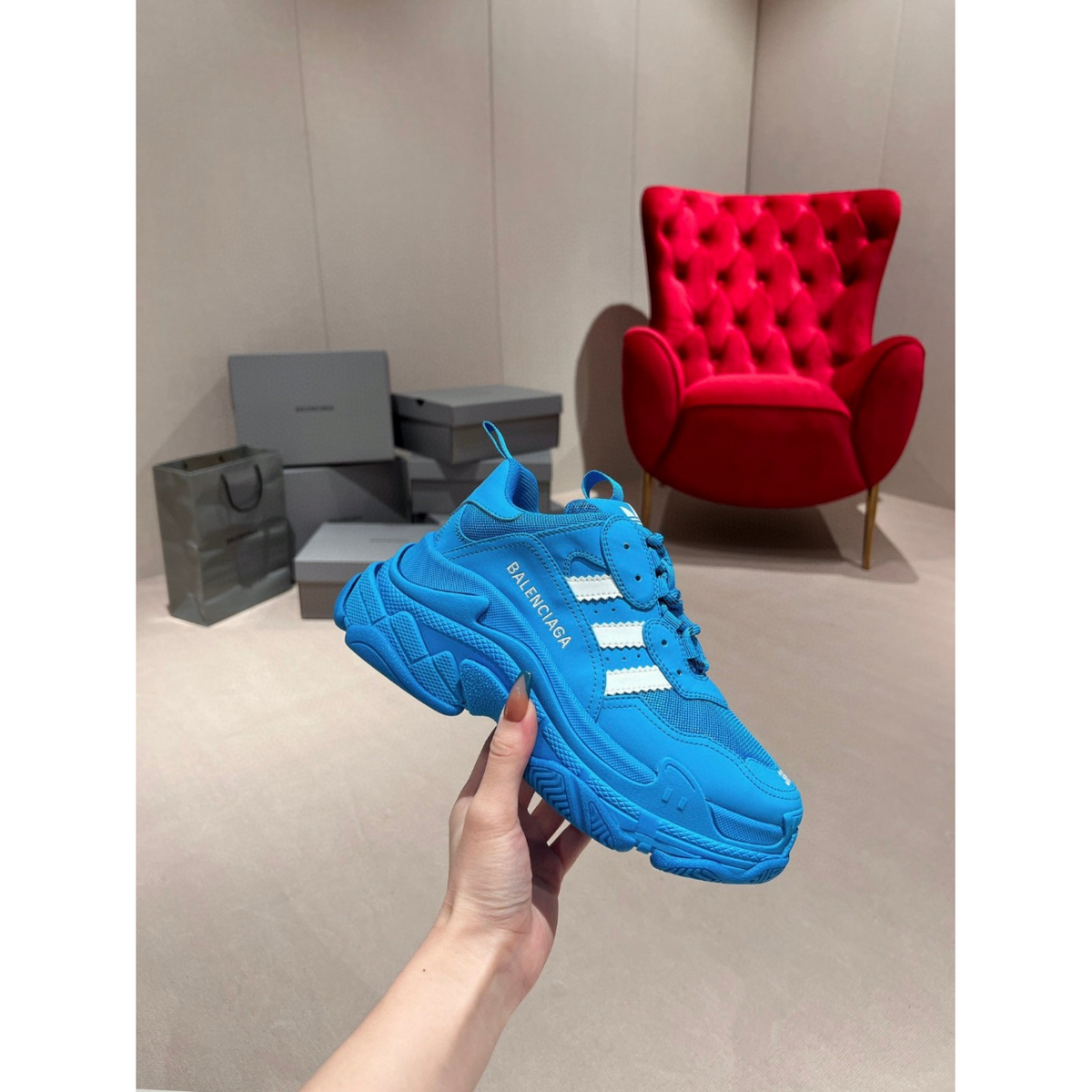 Balenciaga Triple Azul