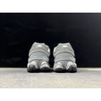 NEW BALANCE 9060 CINZA/OFF