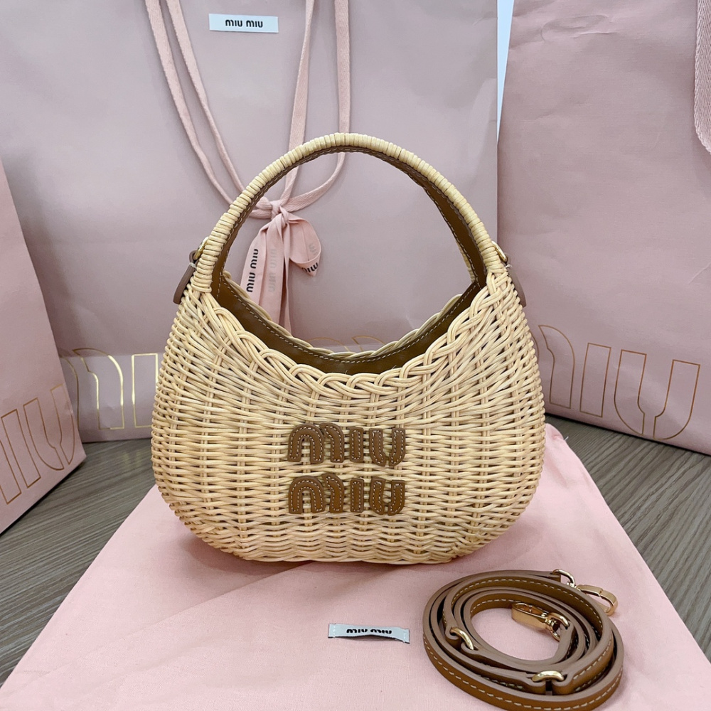 Bolsa MiuMiu de Ombro Wander em Vime 20X17X6cm