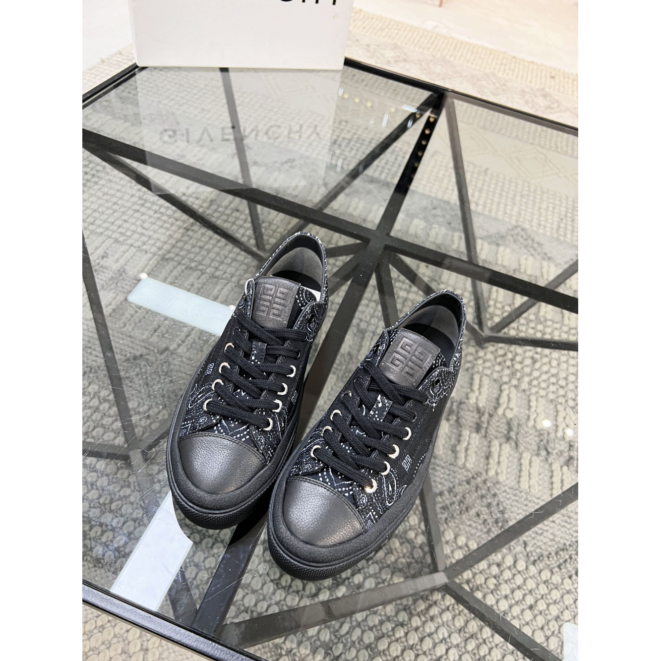 Tênis Givenchy Black