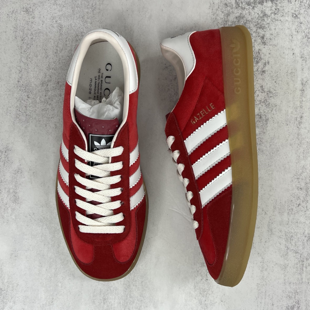 Tênis Gucci x Adidas Gazelle Vermelho/Branco