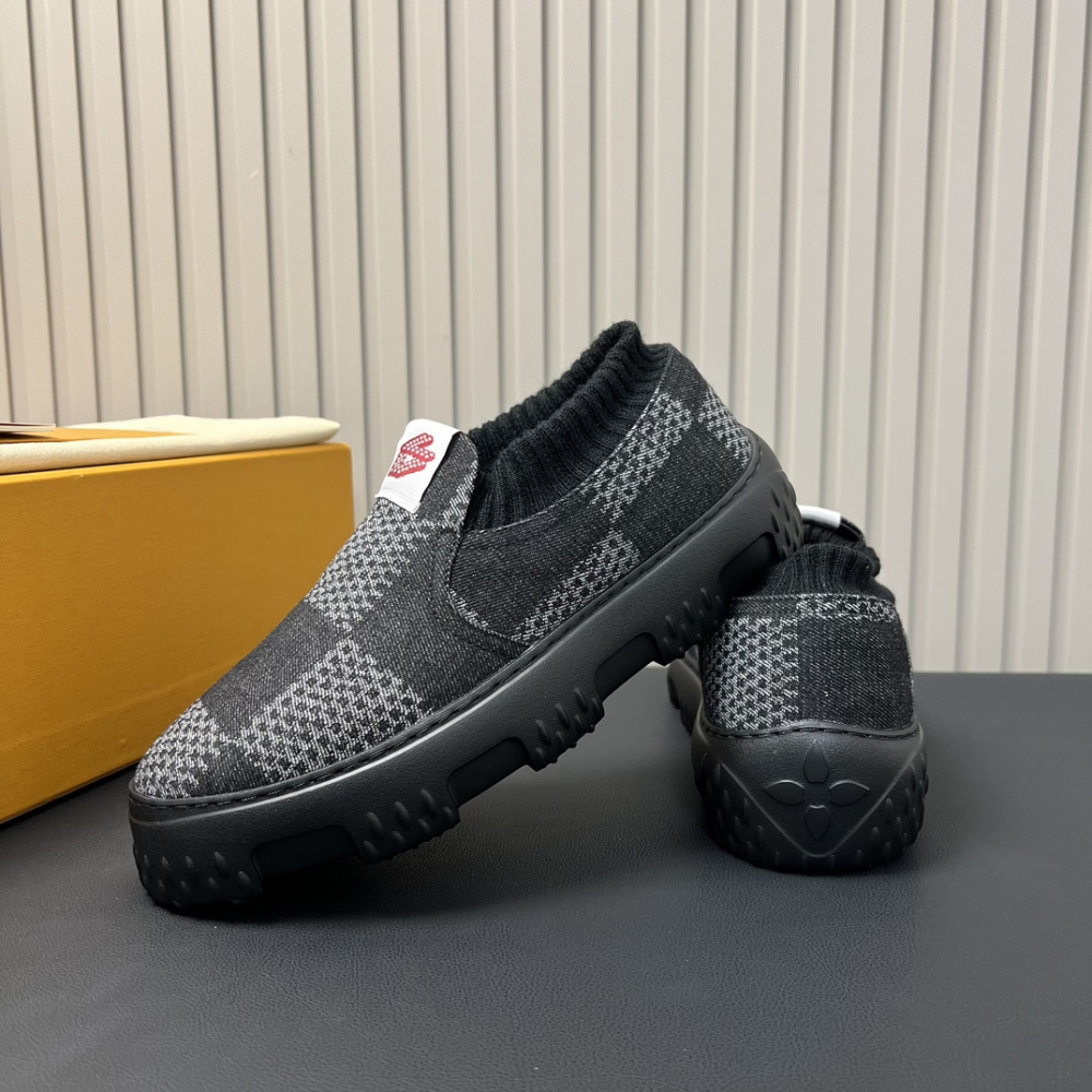 Louis Vuitton Slip-on Lv Space Lander Black