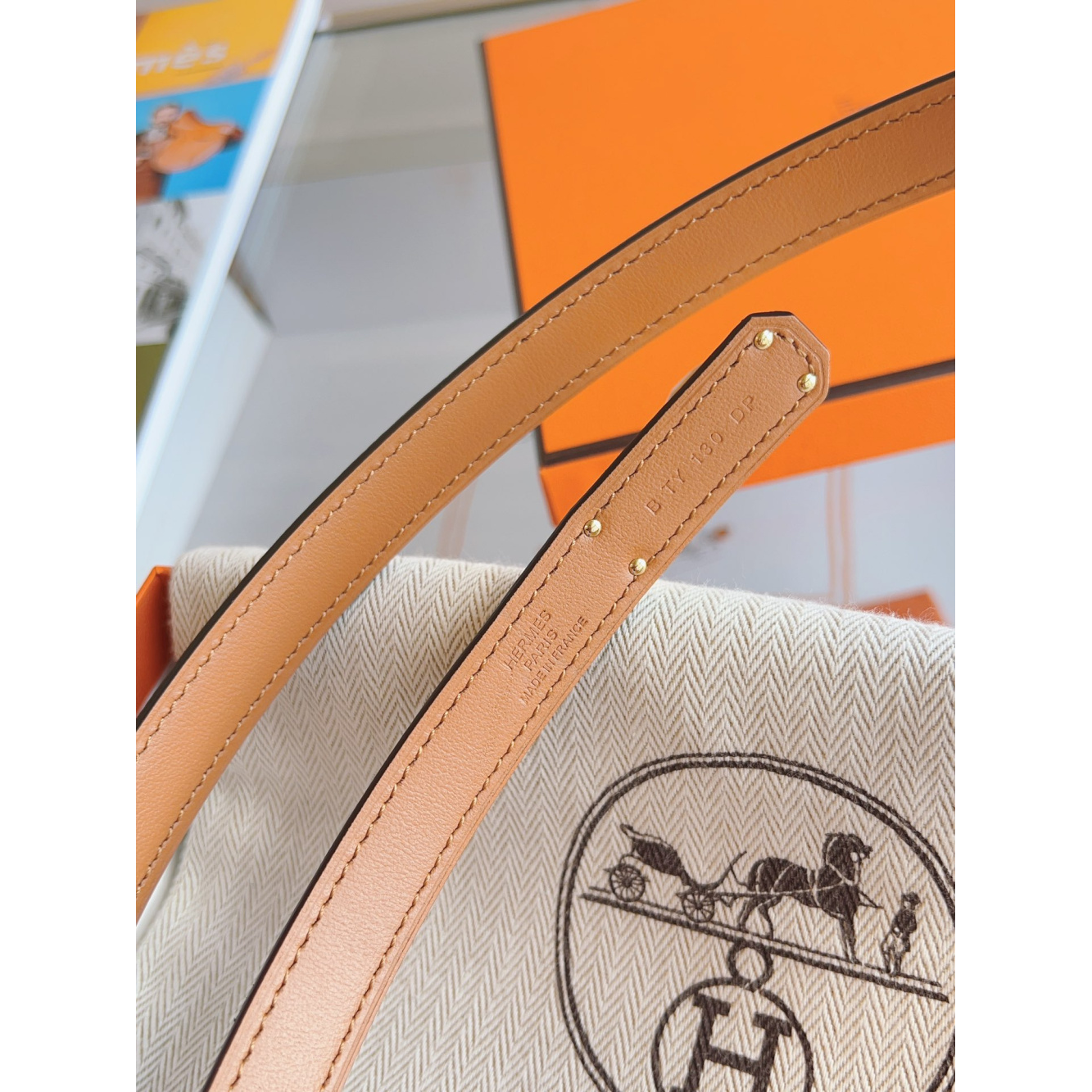 Cinto Hermès Kelly em Couro Preto com Fivela Kelly Dourada 1.8cm