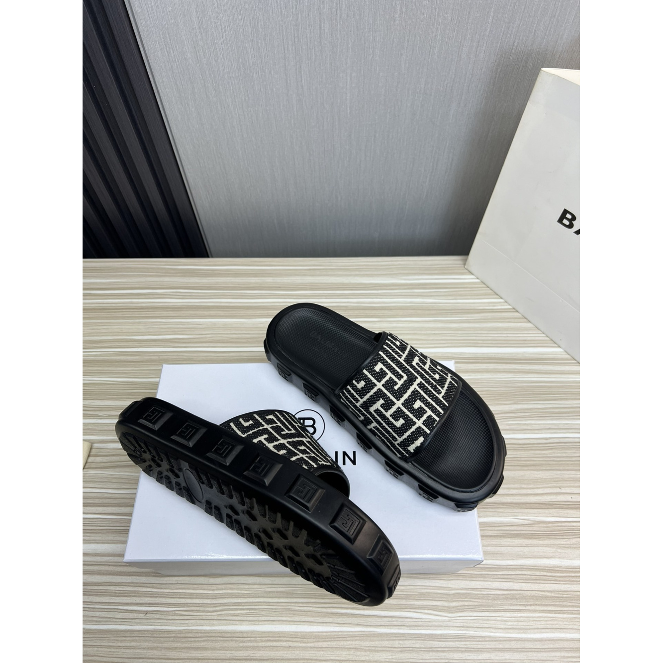 Slide Balmain Chinelo Monogramada