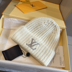 Gorro Louis Vuitton LV Only Branco