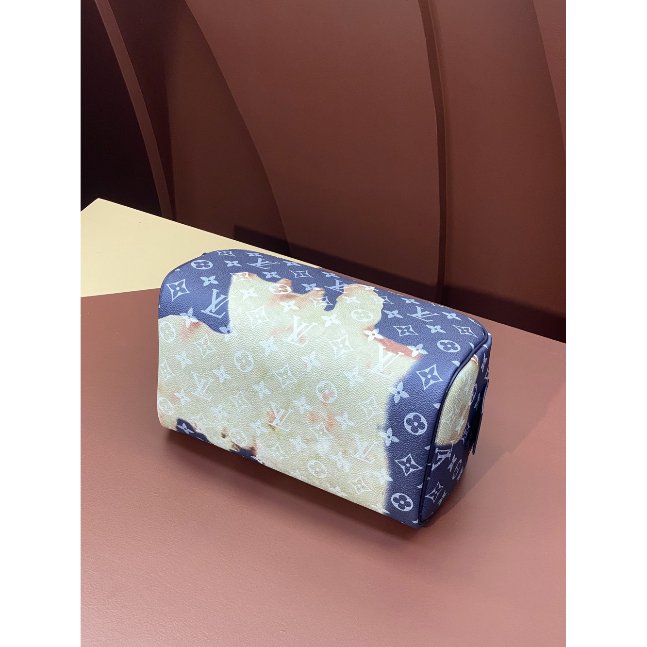 Necessaire Louis Vuitton LV Couro Monogram Denim Azul 28x15x16.5cm