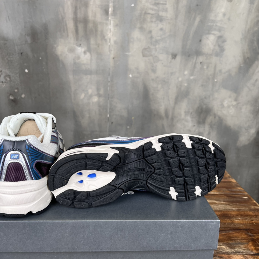 Tênis New Balance NB 740 Branco/Azul/Roxo