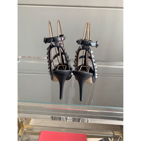 Sandália Salto Valentino Garavani Scarpin Rockstud 11cm Preto