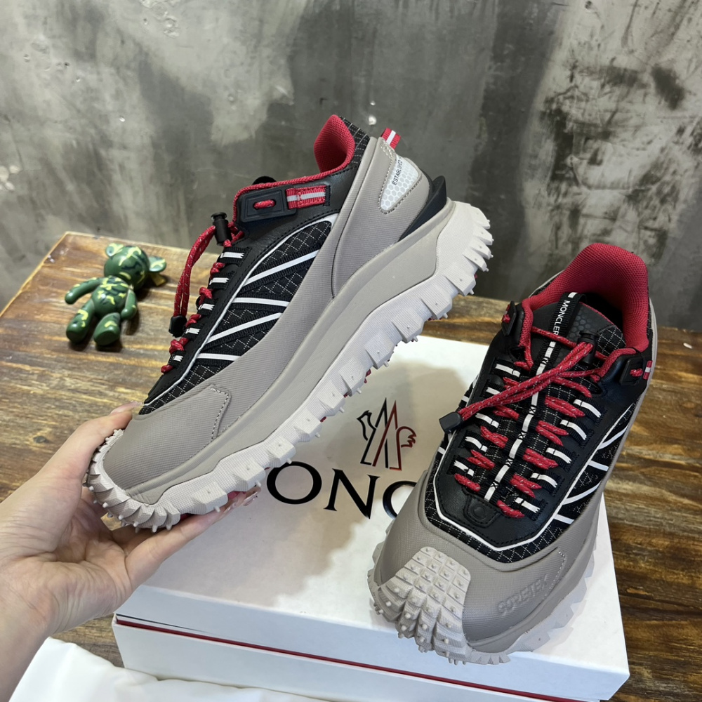 Tênis Moncler Trailgrip GTX Cinza
