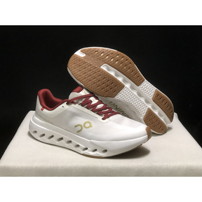 Tênis On Running Cloudsurfer Branco/Vermelho