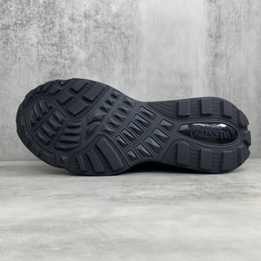 Tênis Valentino Garavani True Act Sneakers Preto