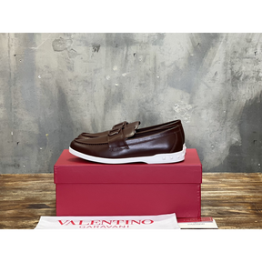 Valentino Garavani Leisure Flows Leather Loafers Marrom