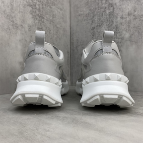 Tênis Valentino Garavani True Act Sneakers Cinza