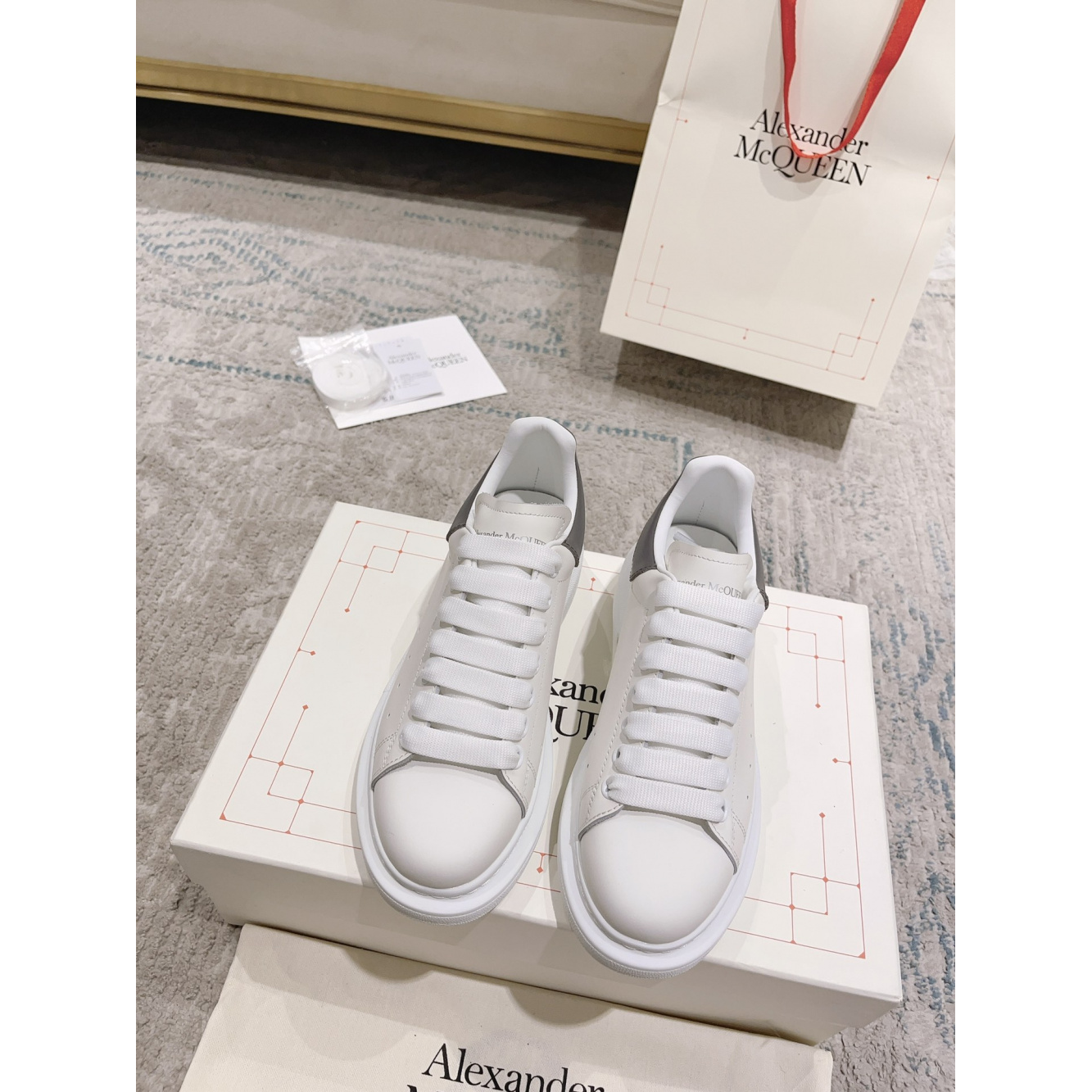 Tênis Alexander Mcqueen White
