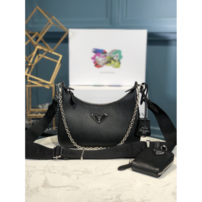 Bolsa Prada Saffiano Re-Edition 2005 em Couro 22x6x12cm (Preto e outras cores)