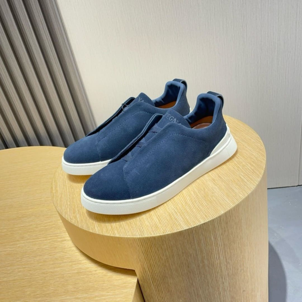 Zegna Triple Stitch em Camurça Azul