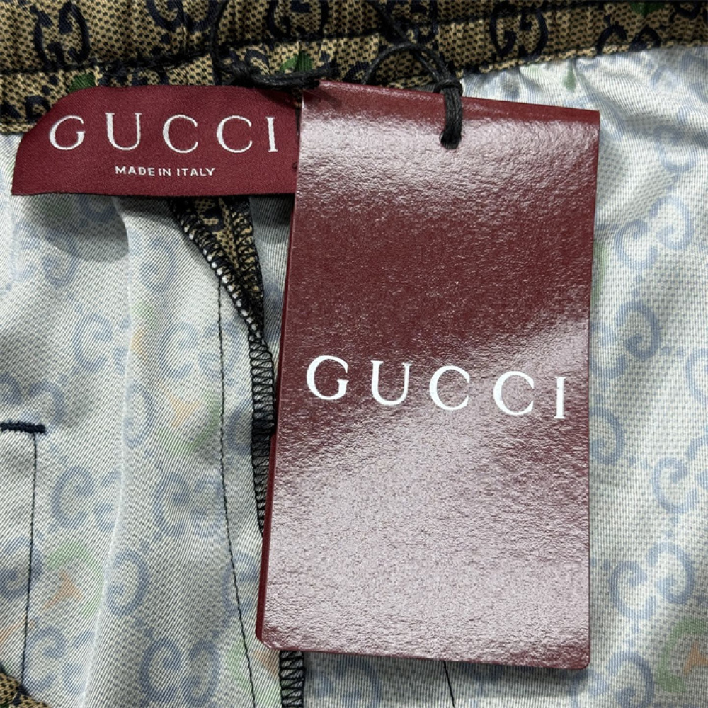 Conjunto Gucci Camisa e Bermuda Seda Azul e Bege
