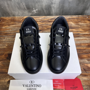 Tênis Valentino Garavani Rockstud Preto