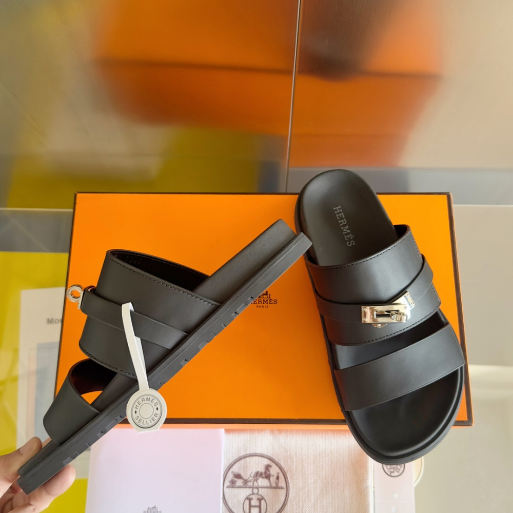 Sandália Hermès Jackson Couro Preta